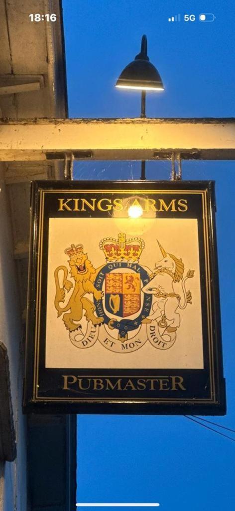 סנדוויץ' Kings Arms Hotel מראה חיצוני תמונה